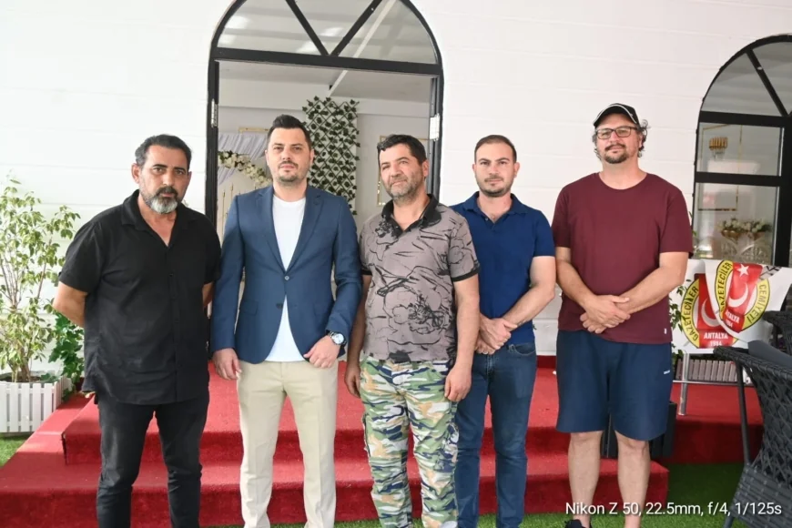    Antalya Balıkçı Barınağı’nda kayyım kaosu, balıkçıları isyan ettirdi .... Balıkçılar davayı kazandı, kayyum göreve devam etti