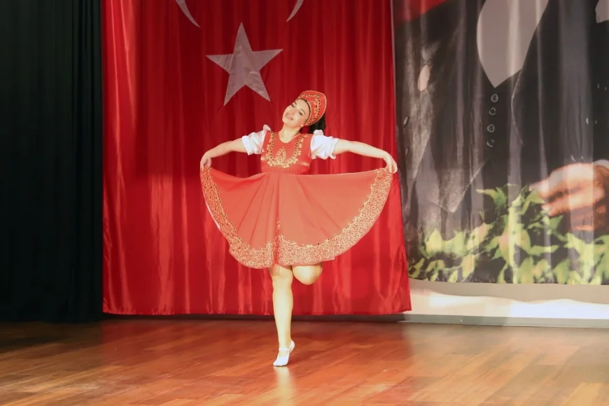 “RUSYA KÜLTÜR GÜNÜ” COŞKUSU YAŞANDI