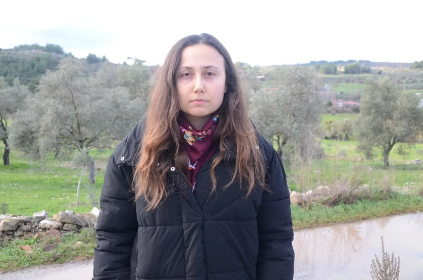    Esra Işık Akbelen mücadelesinde savunmaya hazırlanıyor...  Esra Işık tahliye oldu ama dava henüz bitmedi.