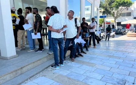 TAM MAVİ DAVOS OLUYORDUK…Turist beklenen Bodrum’a Srilankalı inşaat işçisi akın etti