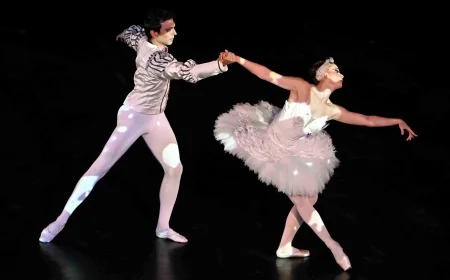9. ULUSLARARASI EFES OPERA VE BALE FESTİVALİ   “KUĞU GÖLÜ” BALESİYLE BAŞLADI