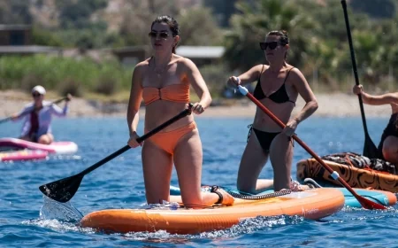 Çökertme  Koyunda Paddle Tutkunları Buluştu, Renkli Görüntüler Oluştu