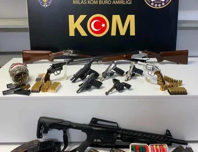 Milas'ta Silah Operasyonu: 3 Şüpheli Tutuklandı