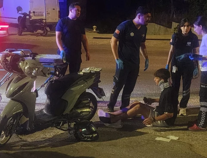 Torbada İki Motosiklet Çarpıştı: 3 Genç Yaralandı