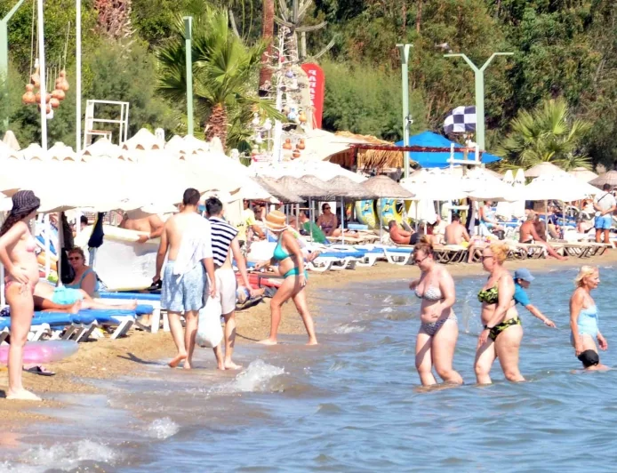 Bodrum Sahillerinde Beklenen Hareketlilik Geç de Olsa Başladı