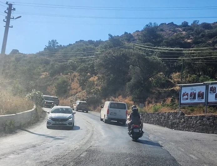 Yarım Kalan Ortakent–Yalıkavak Yolu Vatandaşı da Turizmcileri de İsyan Ettirdi