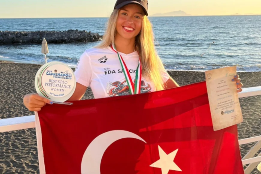 Ultra maraton yüzücüsü İzmirli Eda Savcıgil'den tarihi birincilik