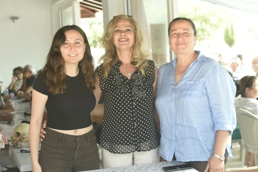   Yılın Çevrecileri Ödülü Akbelen Savunucuları Necla ve Esra Işık’a Verildi