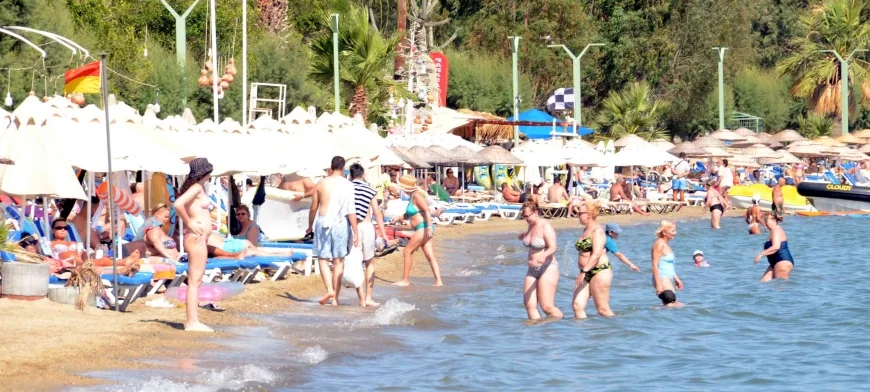 Bodrum Sahillerinde Beklenen Hareketlilik Geç de Olsa Başladı