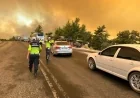 Orman Yangını Nedeniyle Muğla-Antalya Karayolu Trafiğe Kapatıldı