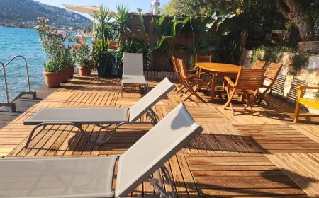 Bodrum’da utandıran halk plajları görüntüsü. halk plajını özel villa plajı yaptılar