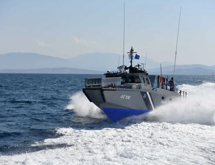 Silahlı Türkler Jet Ski ile  (İstanköy) Kos Adası'na Geçmeye Çalıştı! Yunan Sahil Güvenliği 3 Kişiyi Gözaltına Aldı