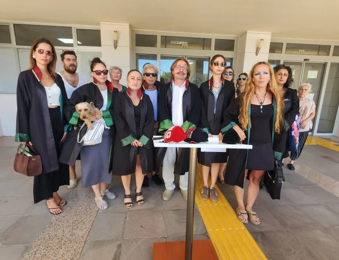 Bodrum’da 111 avukat sokak hayvanlarının hedef gösterilmesi nedeniyle suç duyurusunda bulundu