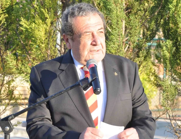 Bodrum’da Bir göz odada yaşıyor: Usta oyuncu Tarık Papuççuoğlu evini bırakıp misafirhaneye yerleşti