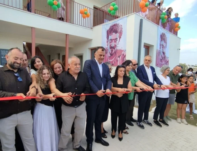 Depremde yıkılan gençlik merkezinin yerine kurulan ALİKEV Mekan kapılarını açtı