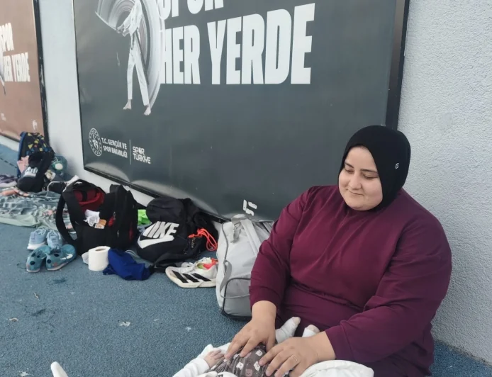 Milli Atlet Merve Kabadayı Şampiyonaya Bebeğiyle Damga Vurdu