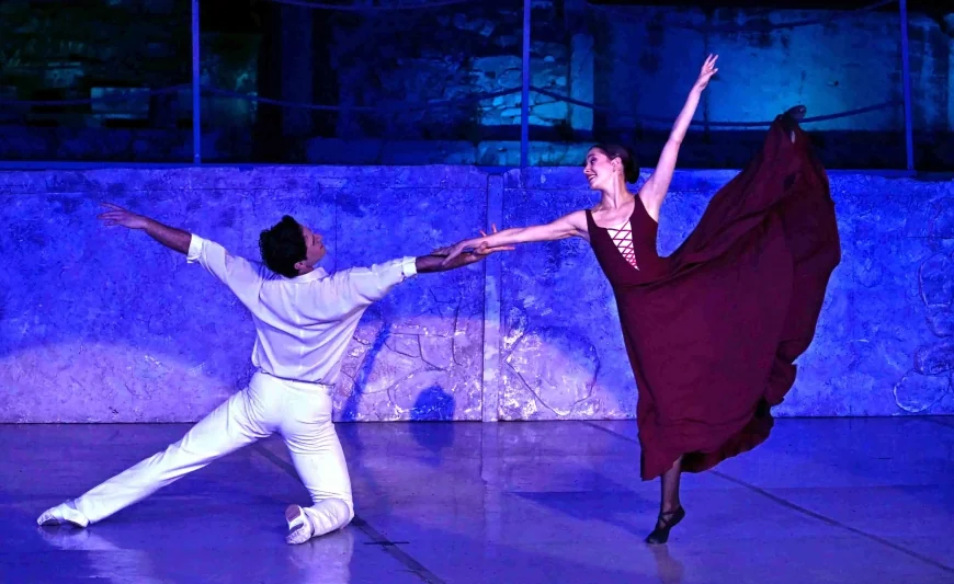 9. ULUSLARARASI EFES OPERA VE BALE FESTİVALİ’NDE  “ZORBA” BALESİ SAHNELENDİ