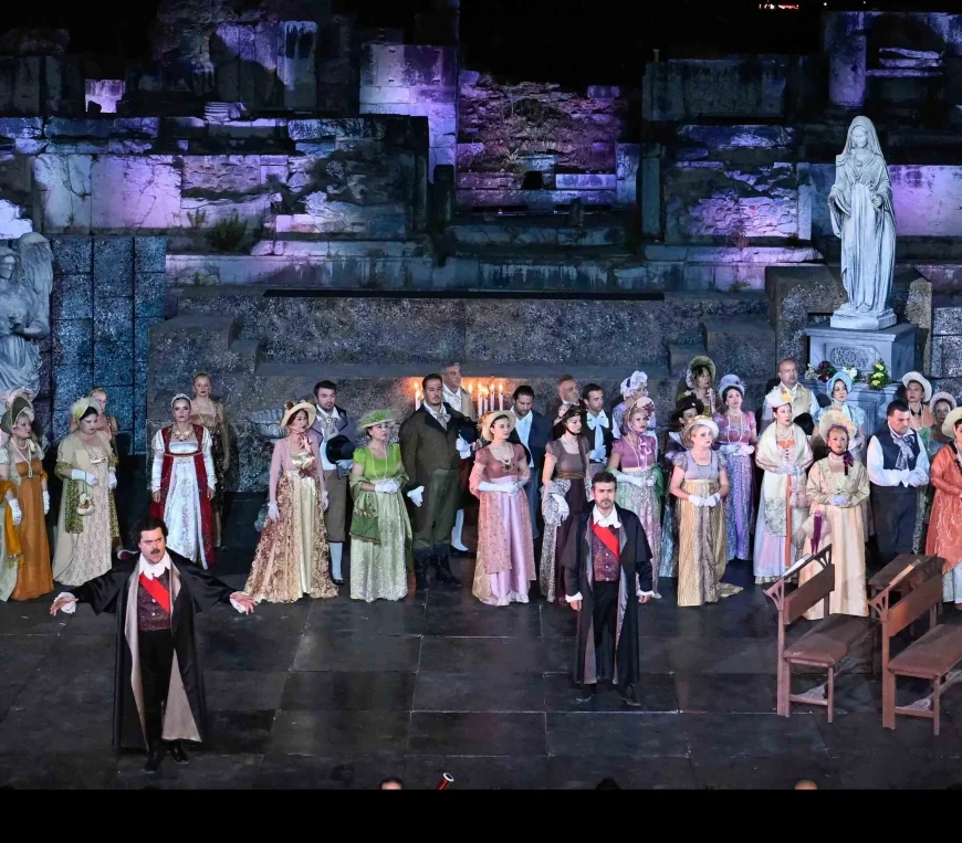 9. Uluslararası Efes Opera ve Bale Festivali, "Tosca" ile Final Yaptı. SIRADA BODRUM VAR..