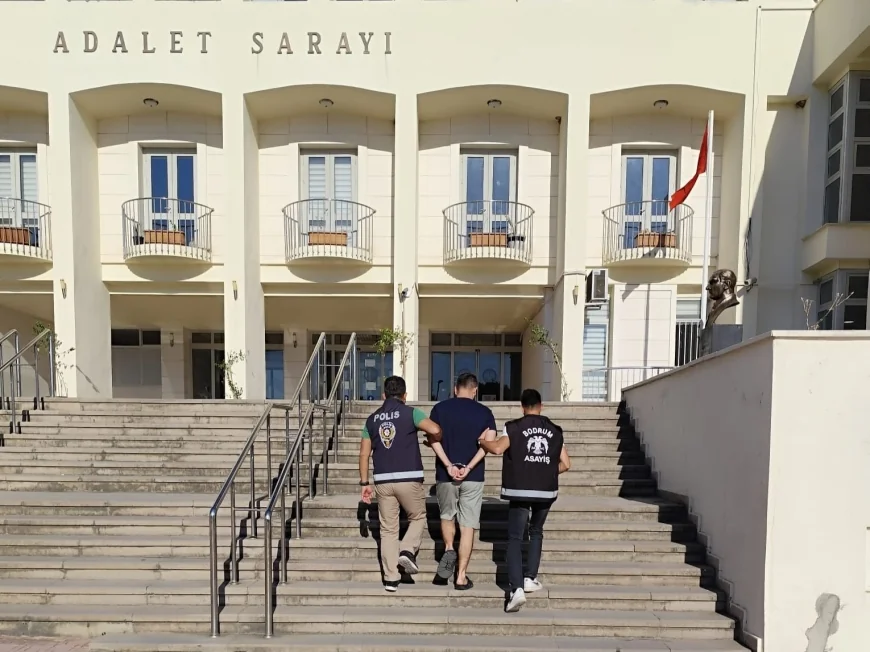 44 Ayrı Suçtan Aranan Hükümlü Bodrum'da Yakalandı