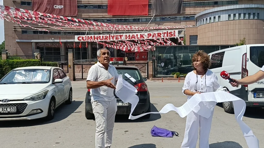    Bodrumlular 32 bin imza topladılar Ankara CHP genel merkezinde Kılıçdaroğlu ile görüşemediler