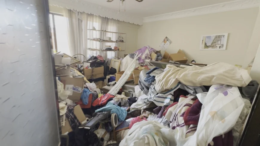 Turistik ilçedeki bir  apartmandaki evden 10 ton çöp çıktı