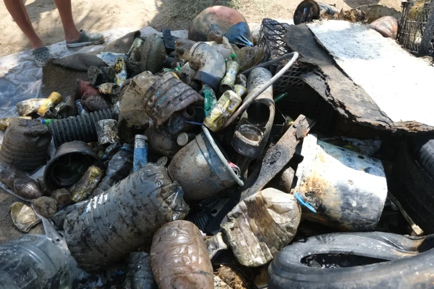 Sosyetenin denizi çöplük olmuş, iki saatte 650 kilo atık çıkarıldı