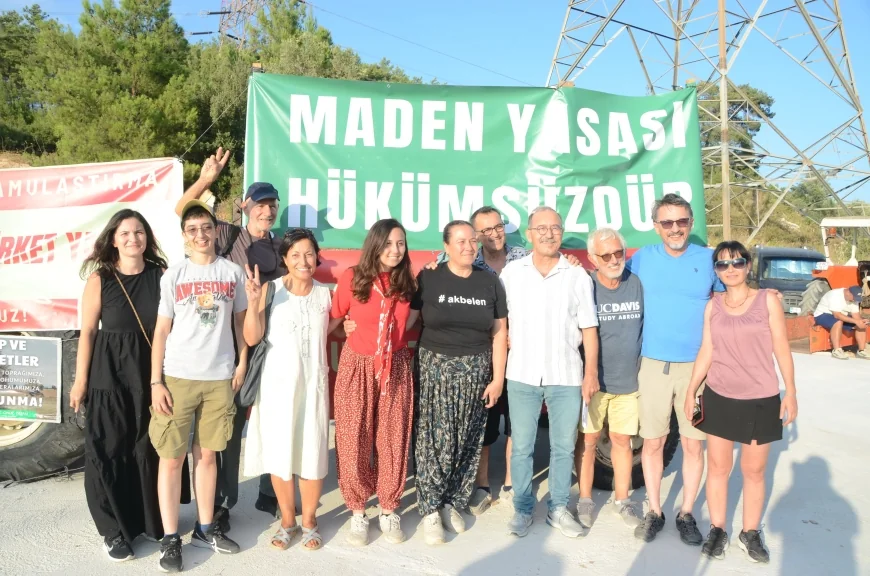 AKBELEN AVUKATLARINDAN AÇIKLAMA İKİZKÖY AKBELENLİLERİ SEVENDİREN MAHKEME KARARI TÜRKİYE’DE ACELE KAMULAŞTIRMA HUKUKUNDA TARİHİ GELİŞME: MİLAS 2. ASLİYE HUKUK MAHKEMESİ TÜM DOSYALARDA YARGILAMAYI DURDURDU