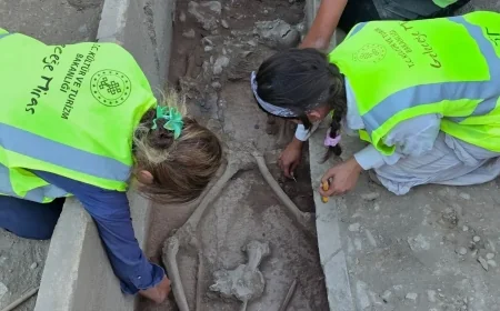 2.400 YILLIK MEZARDAN ASPENDOSLU GÜREŞÇİ ÇIKTI!