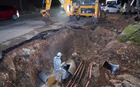 TORBA-GÖLKÖY YOLUNDA İSALE HATTI YİNE PATLADI: AYNI ÇİLE YILLARDIR SÜRÜYOR