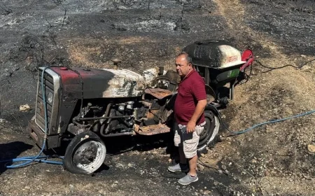 YANGINA TRAKTÖRÜYLE MÜDAHALE EDERKEN ALEVLERİN ARASINDAN CANINI ZOR KURTARDI