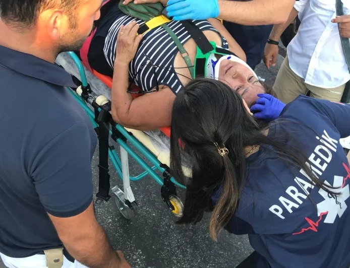 Bodrum'da Elektrikli Bisiklet Kazası: Kadın Sürücü Yaralandı