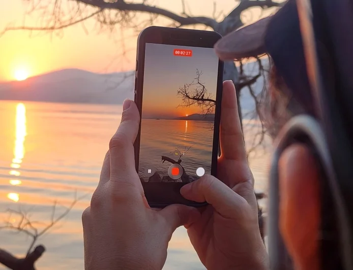 MANZARAYI GÖRENLER TELEFONLARINA SARILDI  BODRUM’DA GÜN DOĞUMU BÜYÜLEDİ! GÖKYÜZÜNDE RENK ŞÖLENİ