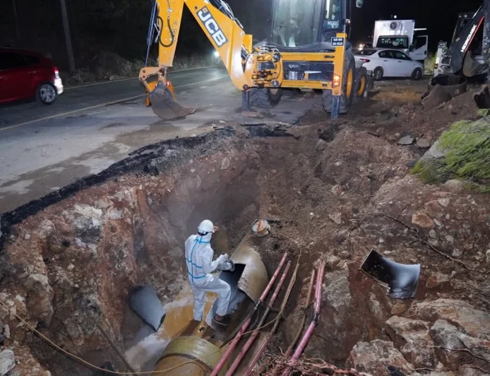 TORBA-GÖLKÖY YOLUNDA İSALE HATTI YİNE PATLADI: AYNI ÇİLE YILLARDIR SÜRÜYOR