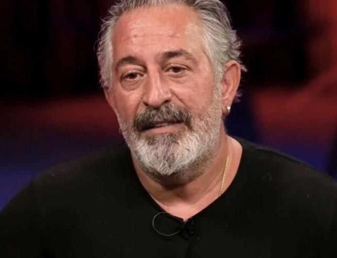 ÜNLÜ KOMEDYEN CEM YILMAZ HASTANEYE KALDIRILDI