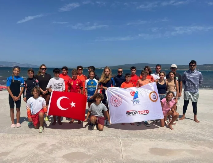 IQFOIL Junior İzmir Gelişim Kampı Tamamlandı