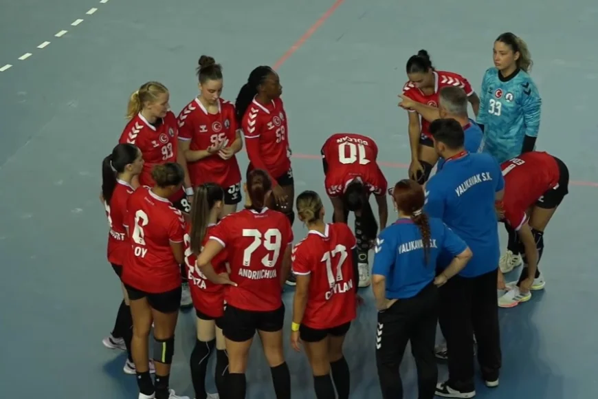 YALIKAVAKSPOR LİGİN İLK MAÇINDA RAKİBİNİ FARKLI YENDİ