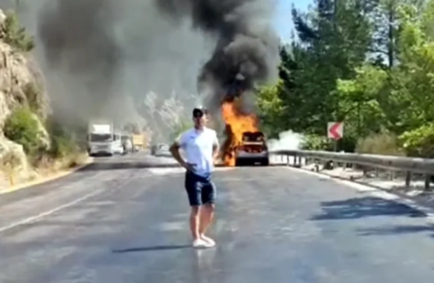Karabel'de Otomobil Alev Aldı, Ormanlık Alana Sıçrayan Yangın Büyümeden Söndürüldü