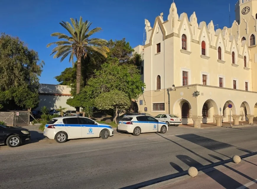 Bodrum’a komşu turistik adada  turistler turistleri soydu: 6 Hollandalı tutuklandı