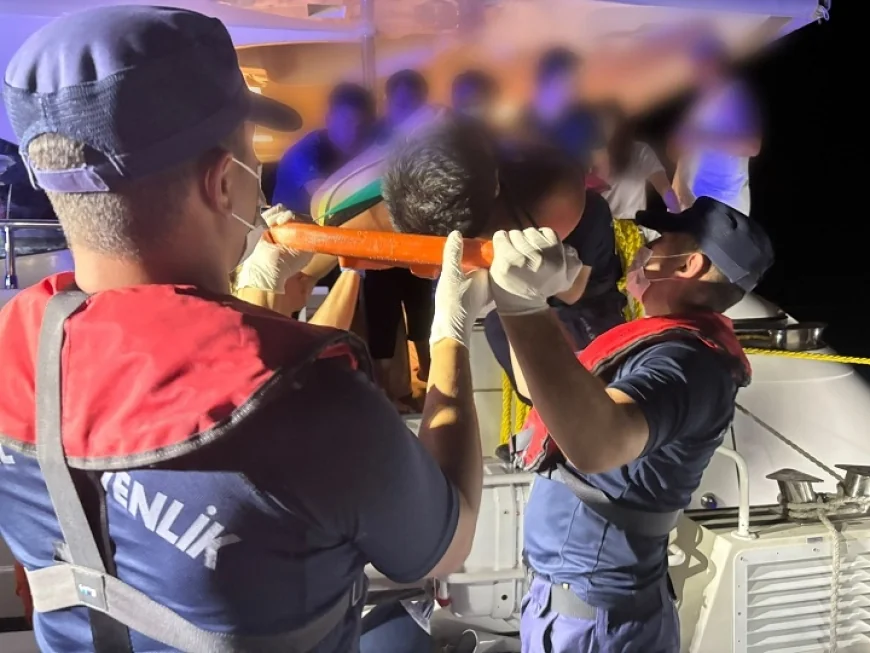 MAVİ YOLCULUKTA TEKNEDEN 1 KİŞİ TIBBİ TAHLİYE EDİLDİ