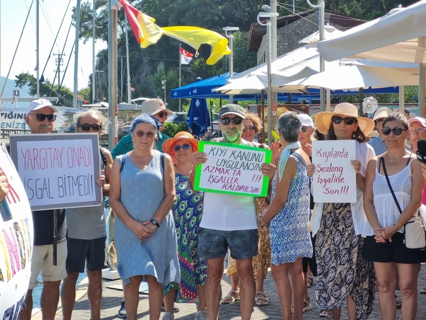 MUĞLA’DA KIYI İŞGALLERİNE TEPKİ İLÇE İLÇE YAYILIYOR: BODRUM VE GÜMÜŞLÜK’ÜN ARDINDAN FETHİYE DE AYAKTA!
