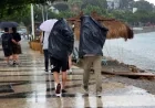 BODRUM'DA YAĞMURA HAZIRLIKSIZ YAKALANDILAR