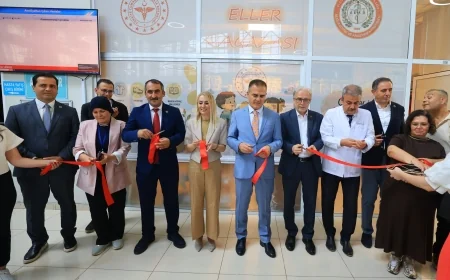 HASTANEDE İHTİYAÇ SAHİBİ ÇOCUKLAR İÇİN “MİNİK ELLER MAĞAZASI” AÇILDI