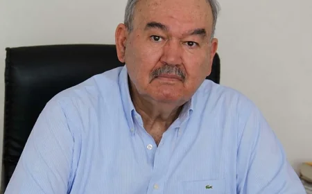 İZMİR’İN EFSANE BAŞKANI BURHAN ÖZFATURA HAYATINI KAYBETTİ