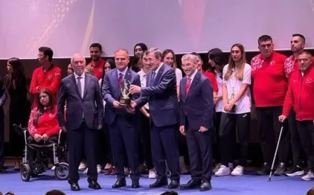 Muğla Valisi Akbıyık’a “Spora Destek Veren Devlet Adamı” Ödülü