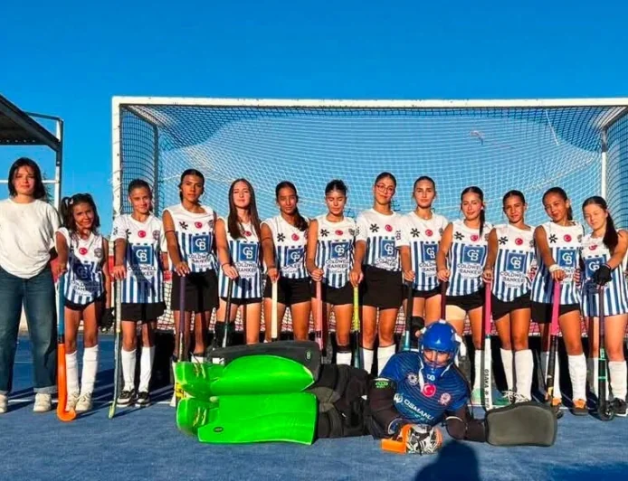 MUĞLA’NIN U14 KIZ HOKEY TAKIMI TÜRKİYE 5’İNCİSİ OLDU