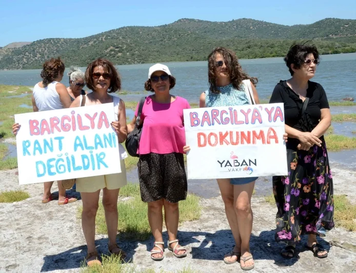 Tuzla sulak alanında 2500 YIllık Antik kent ve flamingo cennetini beton tehditinden kurtarmak için uluslararası sözleşmeleri devreye sokacaklar