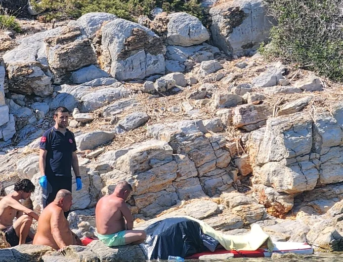 Bodrum'da mavi yolculukta denize düşen turist yaşamını yitirdi