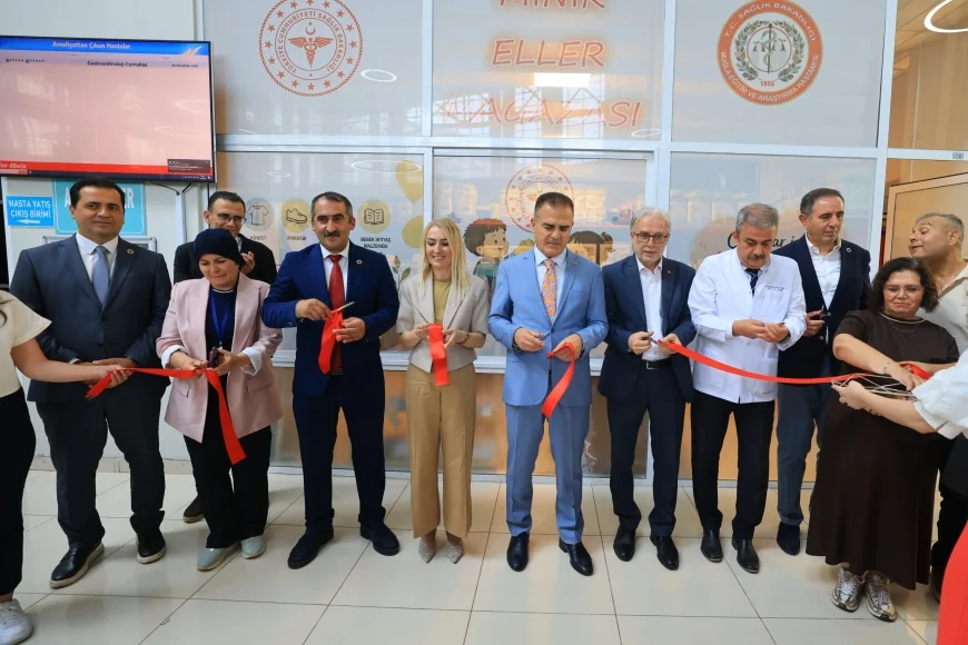 HASTANEDE İHTİYAÇ SAHİBİ ÇOCUKLAR İÇİN “MİNİK ELLER MAĞAZASI” AÇILDI