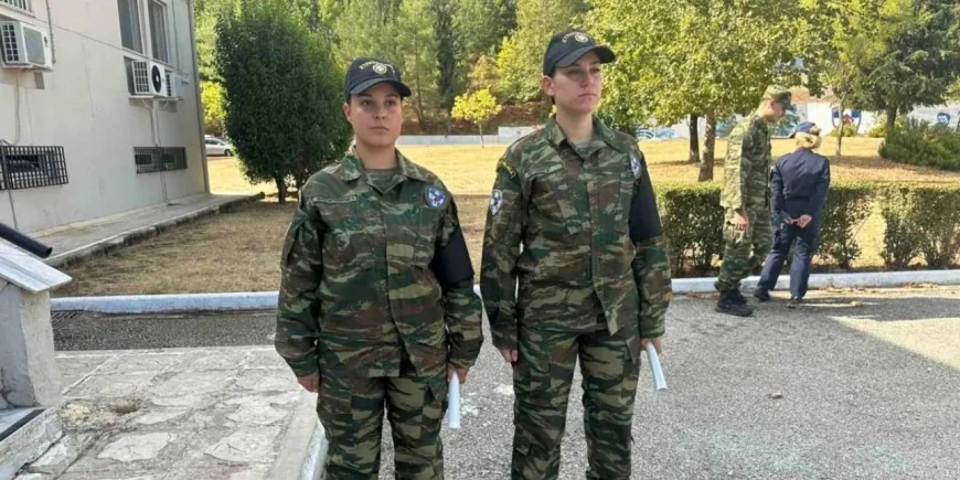 KOMŞUDA BİR İLK: YUNANİSTAN’DA KADIN ASKERİ POLİSLER GÖREVE BAŞLADI