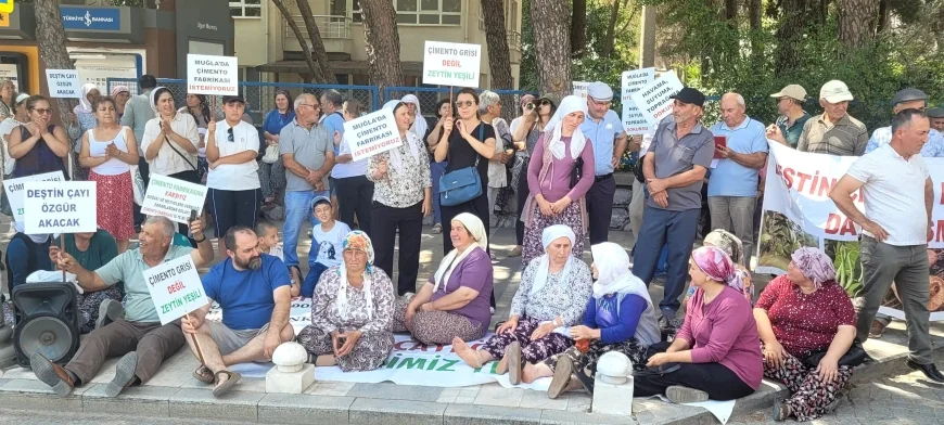    MUĞLALI KADINLAR ÇİMENTO FABRİKASI VE TERMİK SANTRALLERE KARŞI TEK YÜREK OLDU